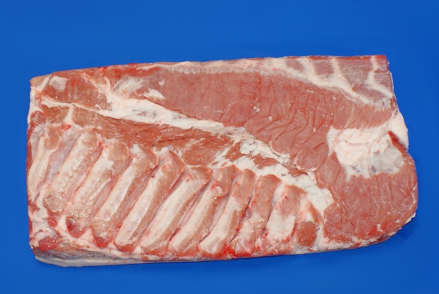 冷凍豚バラ（ブロック） 【業務用食材の仕入れなら八面六臂】